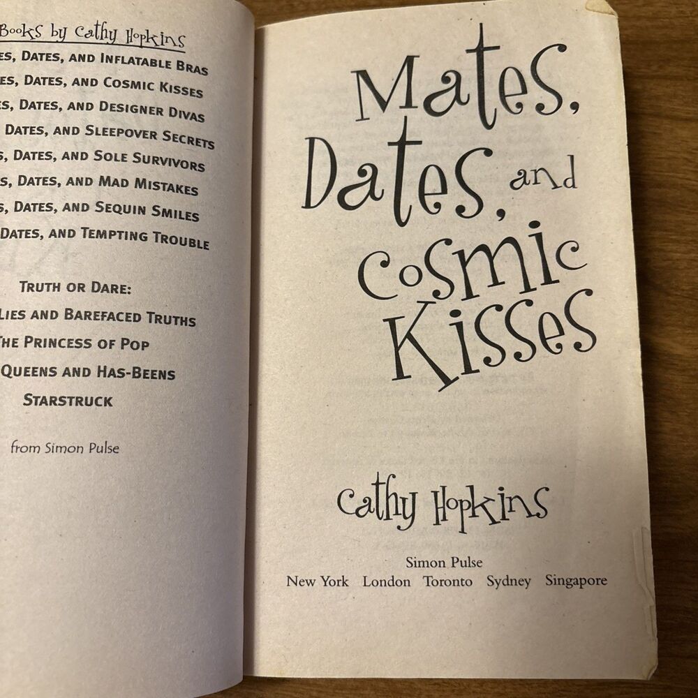 Mates, Dates, and Cosmic Kisses by Cathy Hopkins 2003 Simon Pulse - Picture 8 of 9
